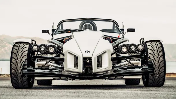 Казино Прети Слотс Android/iOS приложение